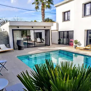 https://la-villa-blanche.fr-provencehotel.com